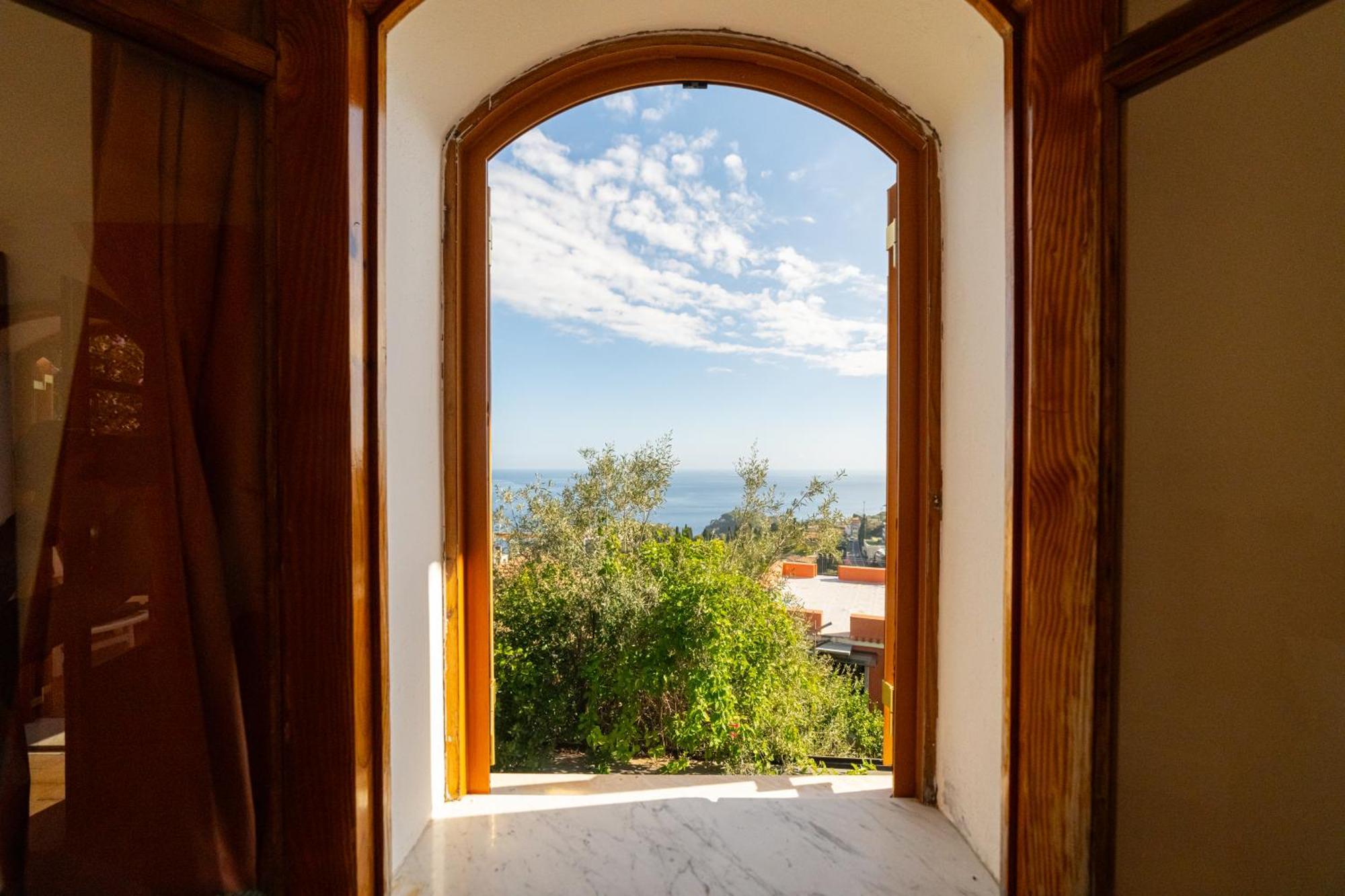 Villa Britannia Taormina Exterior photo